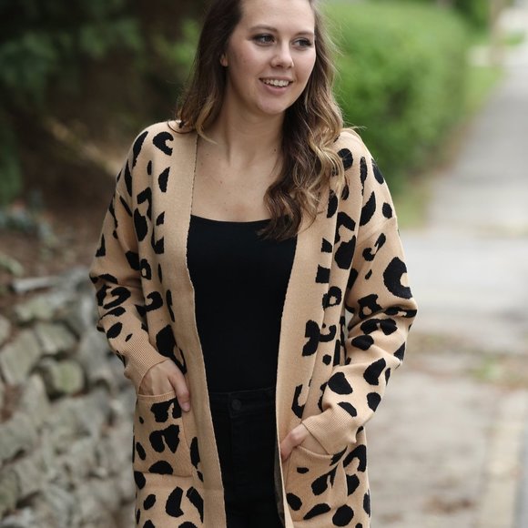 Khaki cardigan sweater with leopard print - Picture 2 of 3